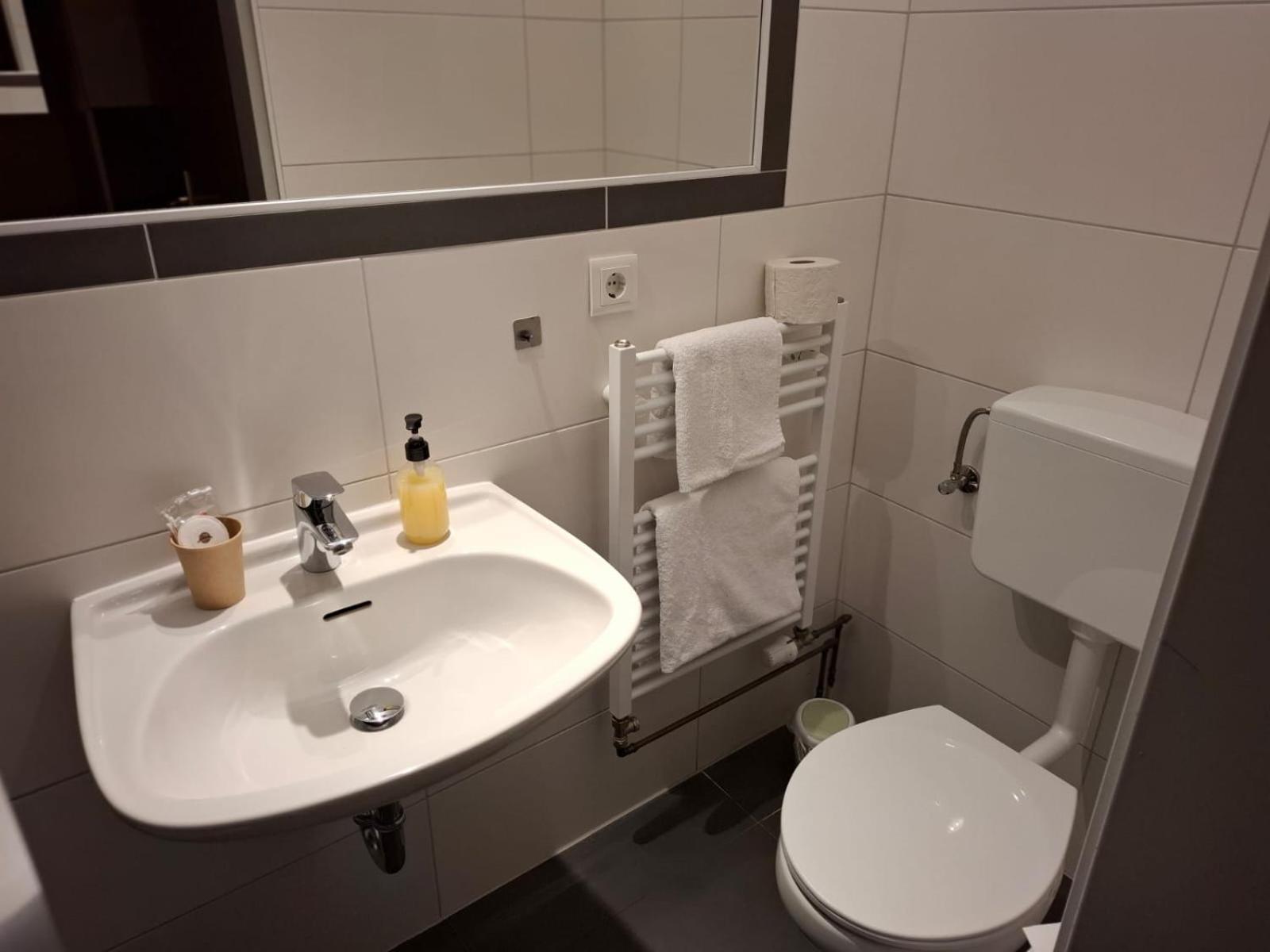 Hotel Am Schwarzen Berg Stade Zewnętrze zdjęcie
