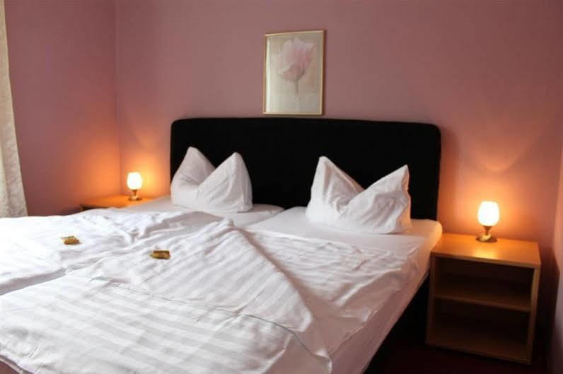 Hotel Am Schwarzen Berg Stade Zewnętrze zdjęcie